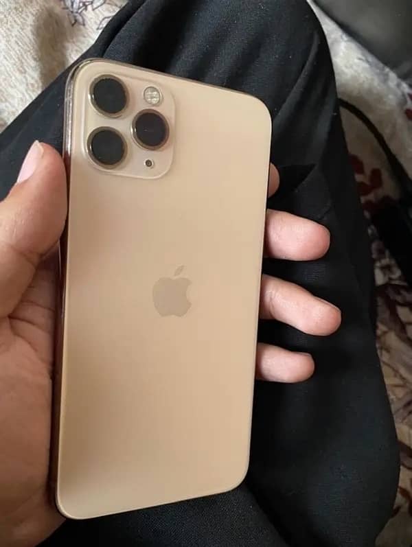 iPhone 11 Pro 1