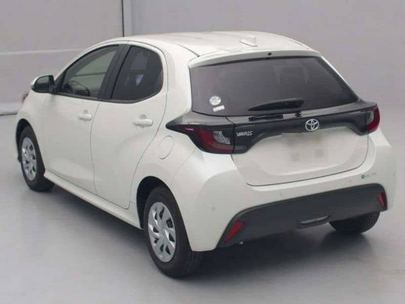 Toyota Yaris 2024 13