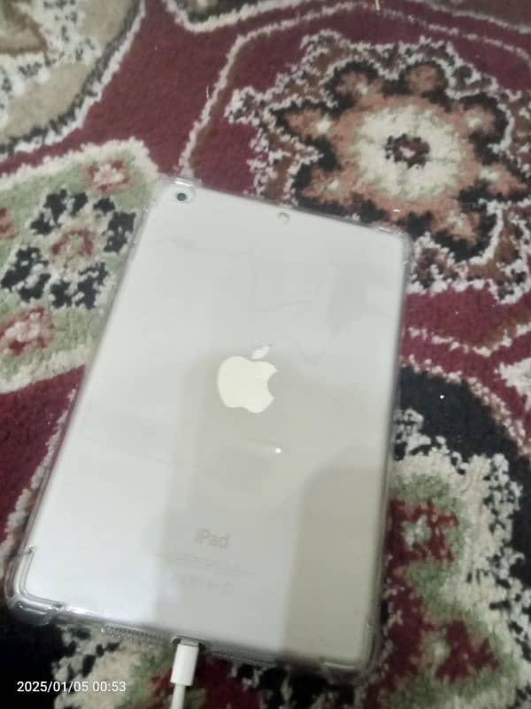 IPAD MINI (64GB) 10/10 CONDITION 2