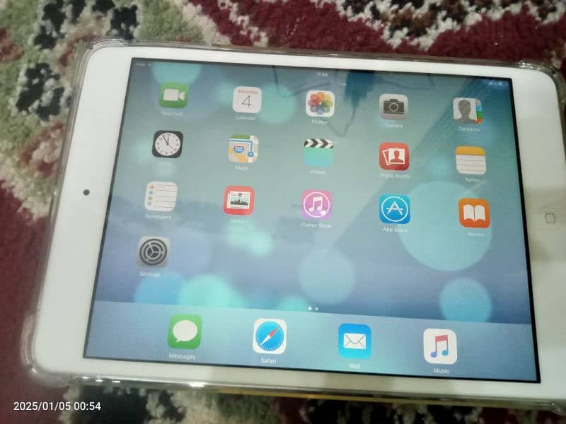 IPAD MINI (64GB) 10/10 CONDITION 4