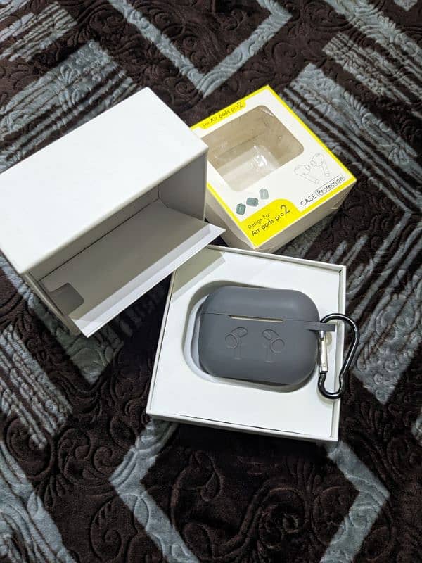 Apple airpods pro 2 with nice and just brand new looking condition 2