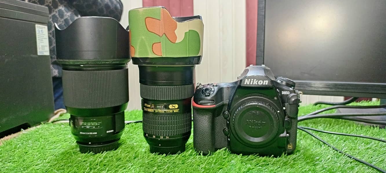 Nikon D850 with 24/70 2.8 & Sigma 85mm 1.4 For Sale 11