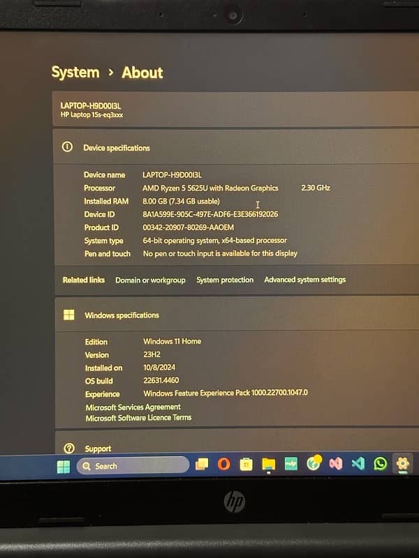 Hp 15s. EQ3007. Ryzen 5 5625U. 4Gb Gpu. 8Gb Ram. 5