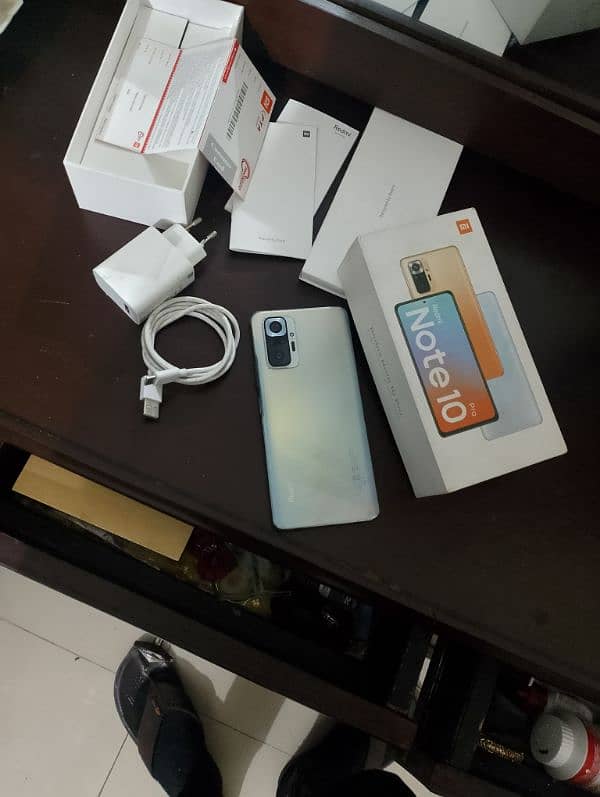 redmi  note 10 pro. 6gb 128gb. with all accessories. best for pubg. 0