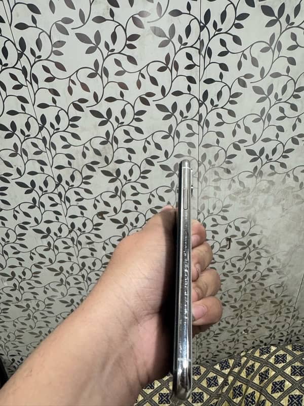 iphone X 256gb pta 4