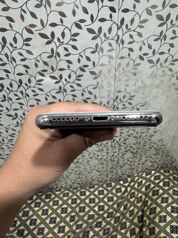 iphone X 256gb pta 5