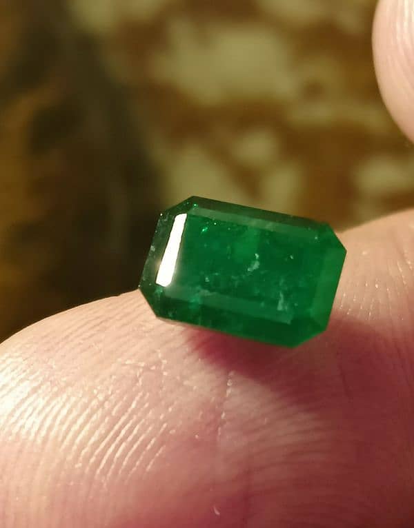 Natural Emeralds Swat 9