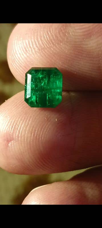 Natural Emeralds Swat 11