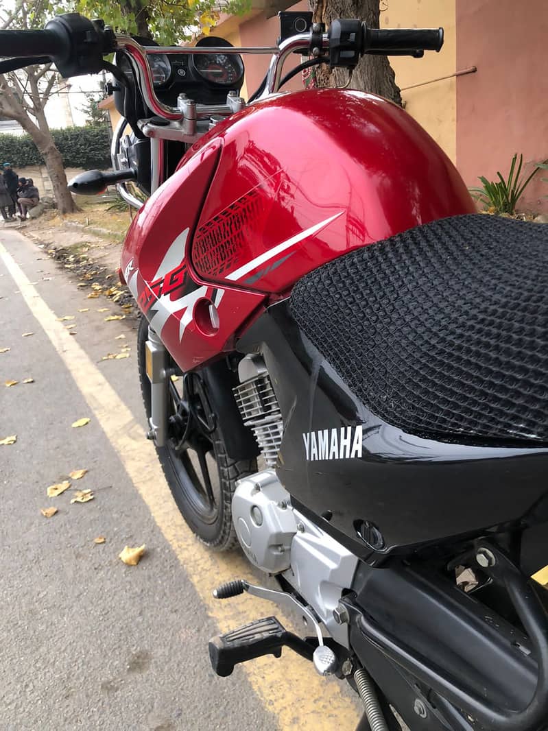 Yamaha YBR 125G 2018 4