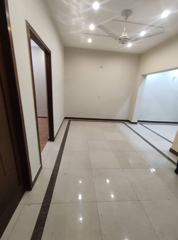 10 marla upper portion for rent 1