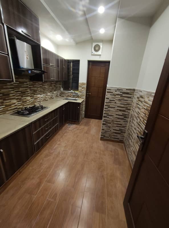 10 marla upper portion for rent 8