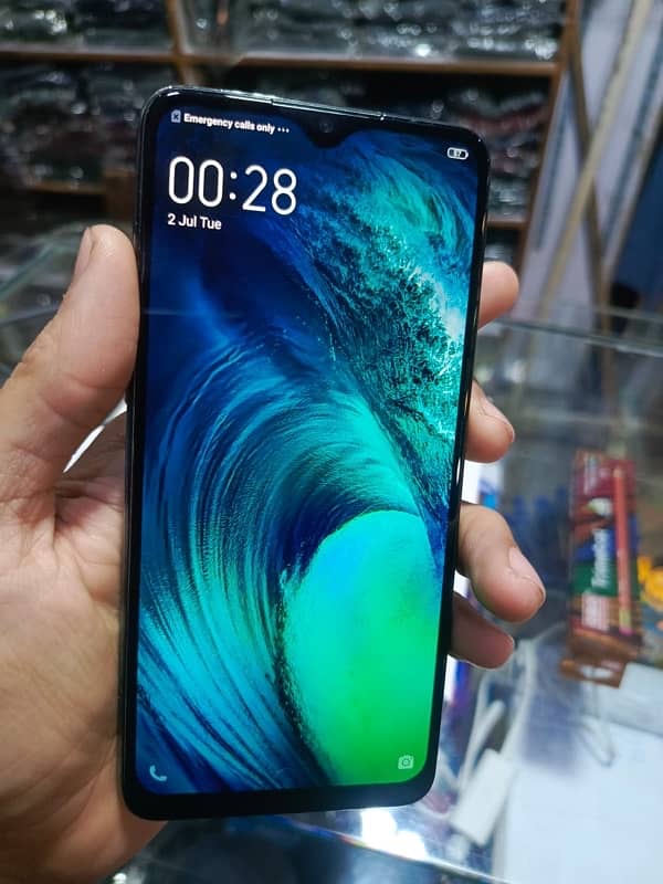 Vivo s1 . . 4/128 gb 5