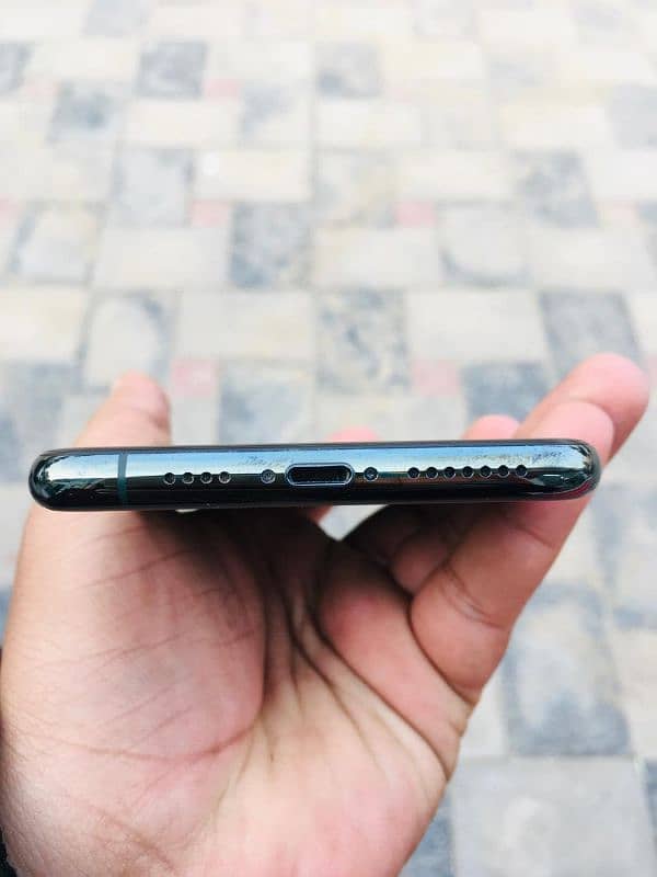 iphone 11pro Max Pta 7