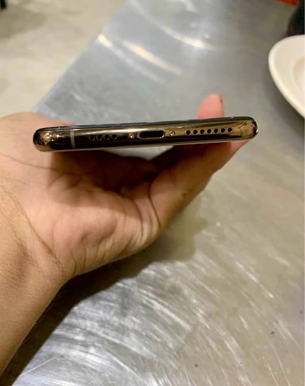 iphone xs max DUAL PTA APPROVED 64gb 10/9 4