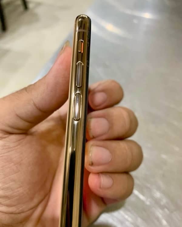 iphone xs max DUAL PTA APPROVED 64gb 10/9 8