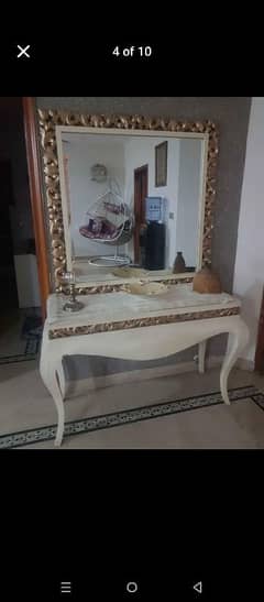 one holly wood style mirror best for professional use