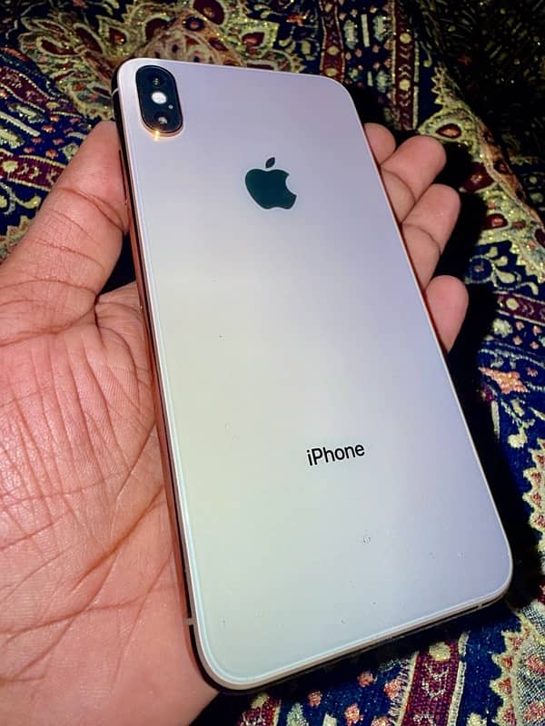 APPLE IPHONE XS MAX 64 gb PTA APPROVED 4