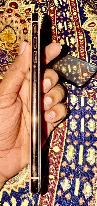 APPLE IPHONE XS MAX 64 gb PTA APPROVED 8