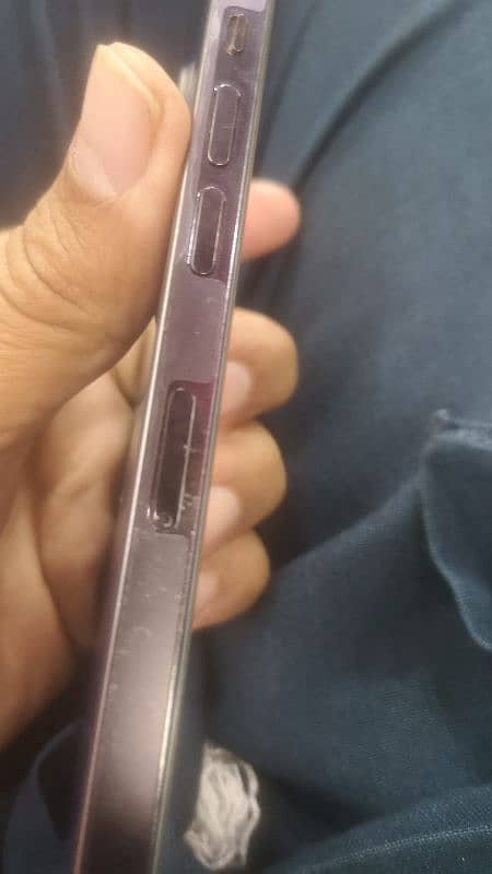 256 gb aprooved condition 10.8 0