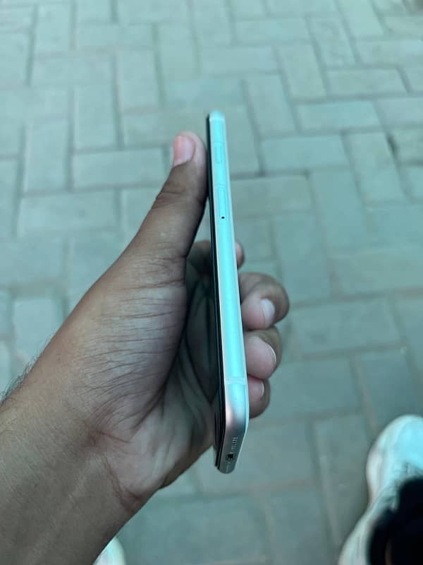 iphone se 2020 64 gb 2