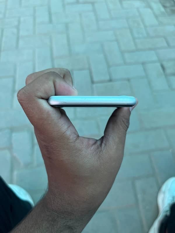 iphone se 2020 64 gb 6