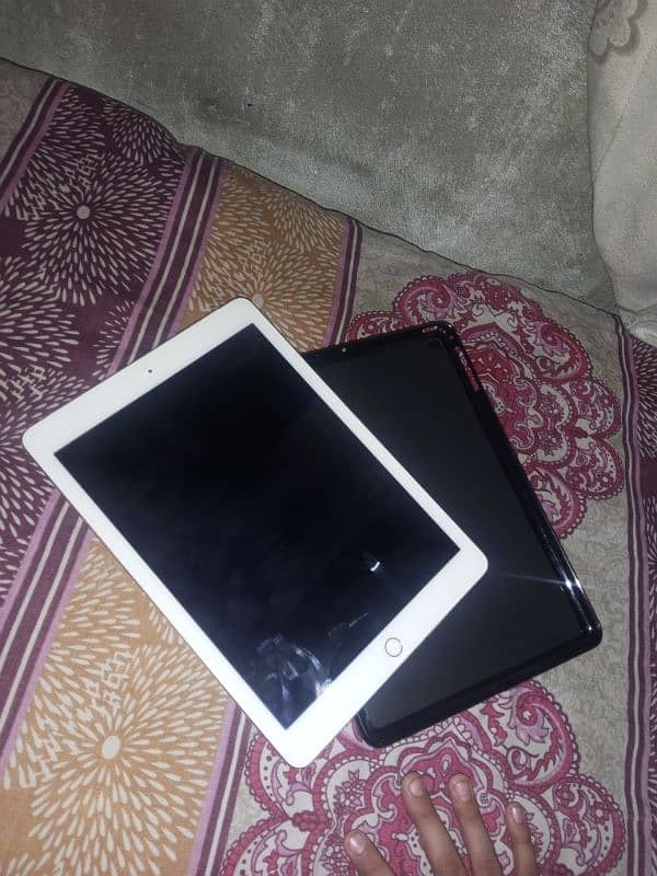 I pad air2 4