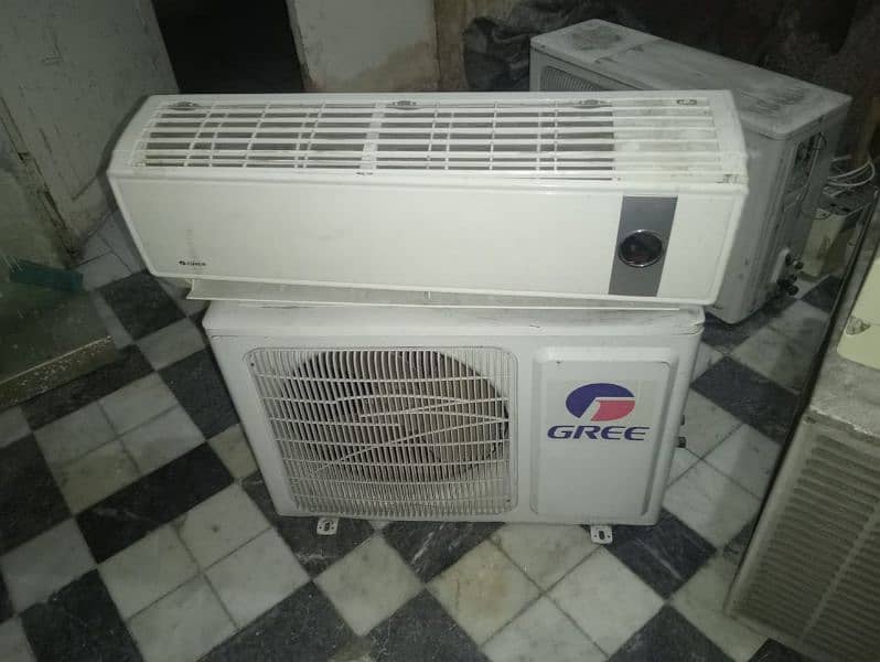 Used Gree 1 Ton Split AC for Sale 0