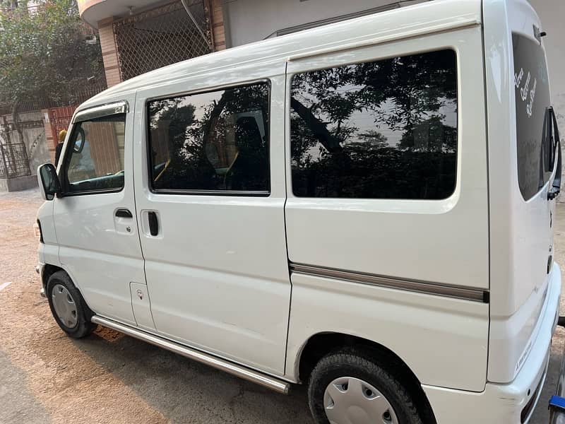 Mitsubishi minicab Automatic 14/18 White colour total Orignal 4