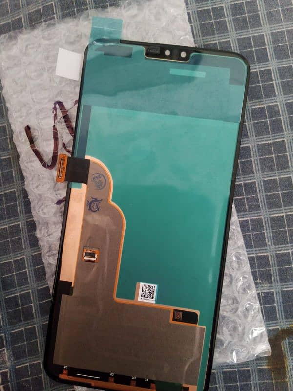 LG V50 Thinq 5G pannel 1