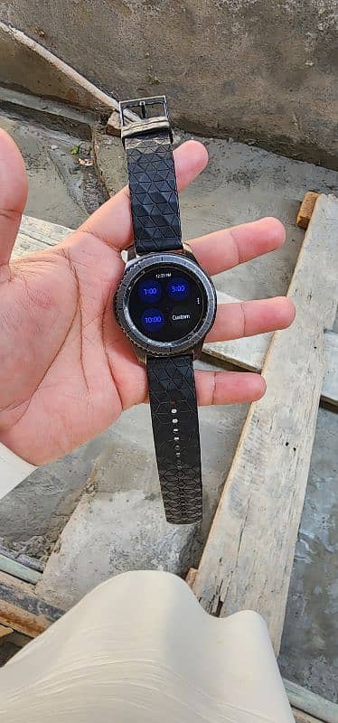 smart watch gear s3 2