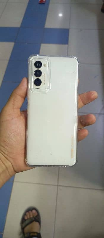 Tecno Camon 18P (8+5, 128 GB) 2