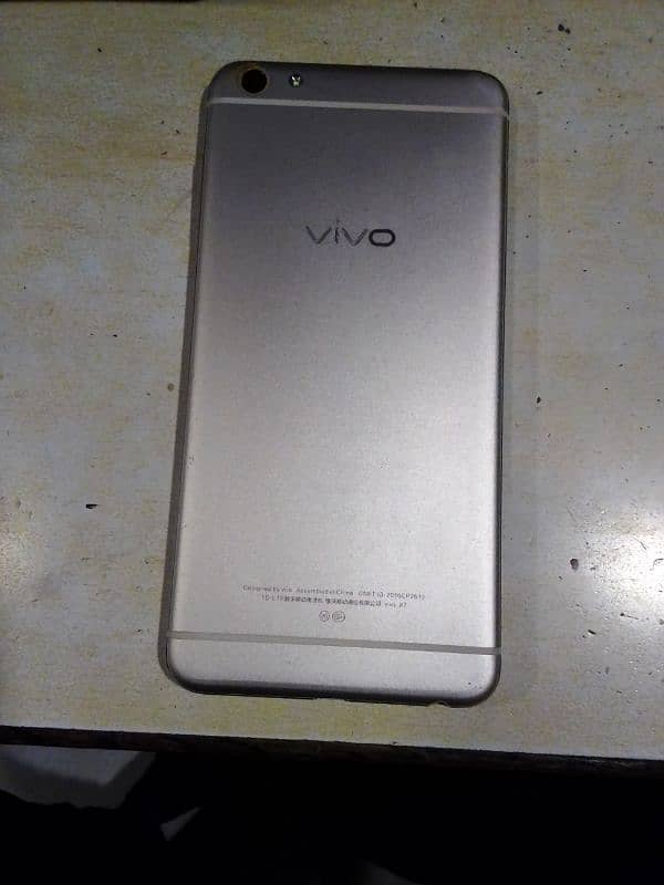 vivo x7 4