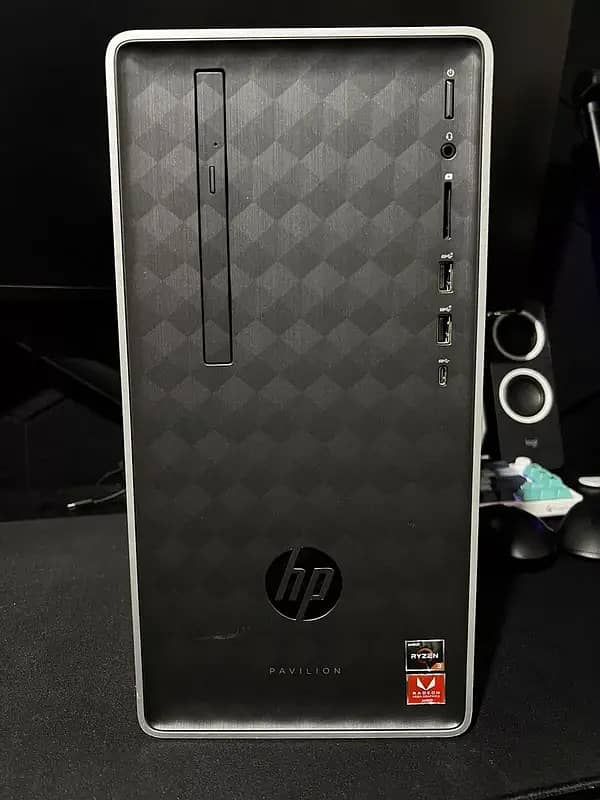 Hp Pavilion 590 Gaming Tower Amd Ryzen 5 2400G AMD Radeon Vega 11 0