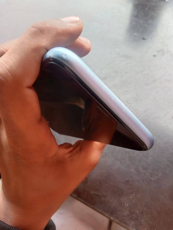 iphone xr 64gb sim lock whaterpek 3