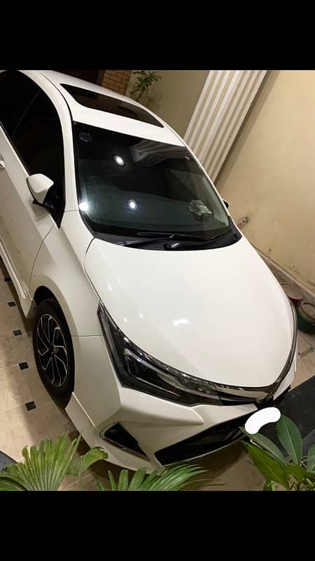 Toyota Corolla Altis grande 1.8cvt black interior 1