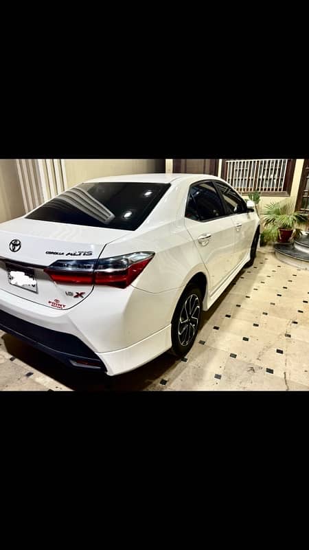 Toyota Corolla Altis grande 1.8cvt black interior 2