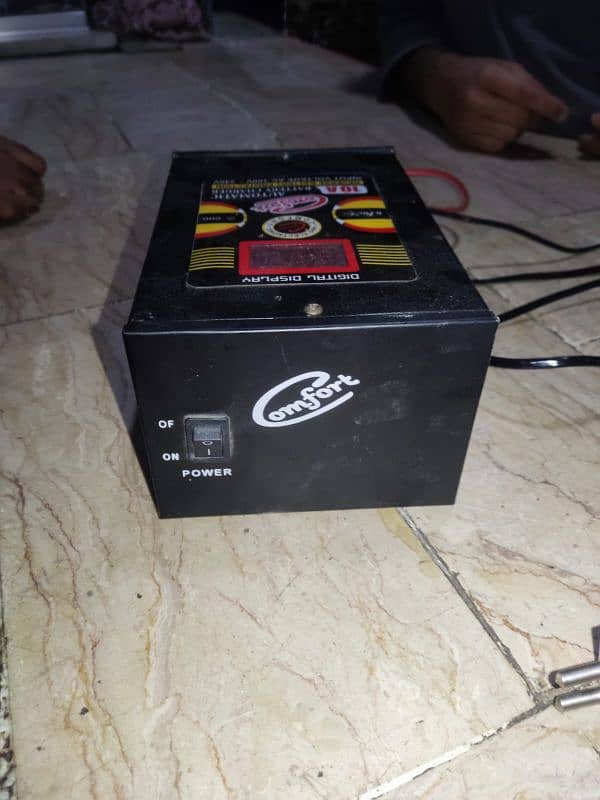 battery charger 1