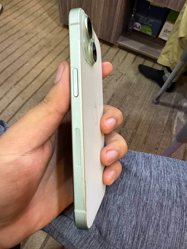 IPhone 15 JV 10/10 Condition 2