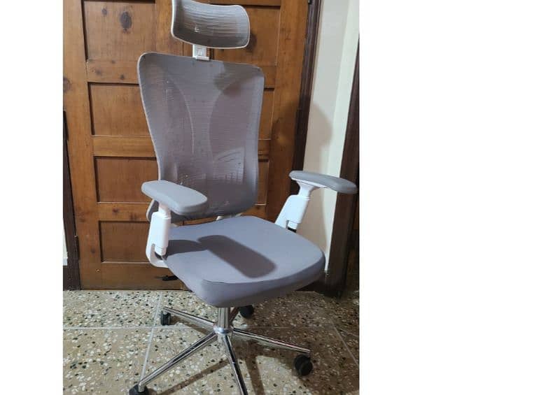 Executive office chair Breathable mesh chair revolving computer chair 3