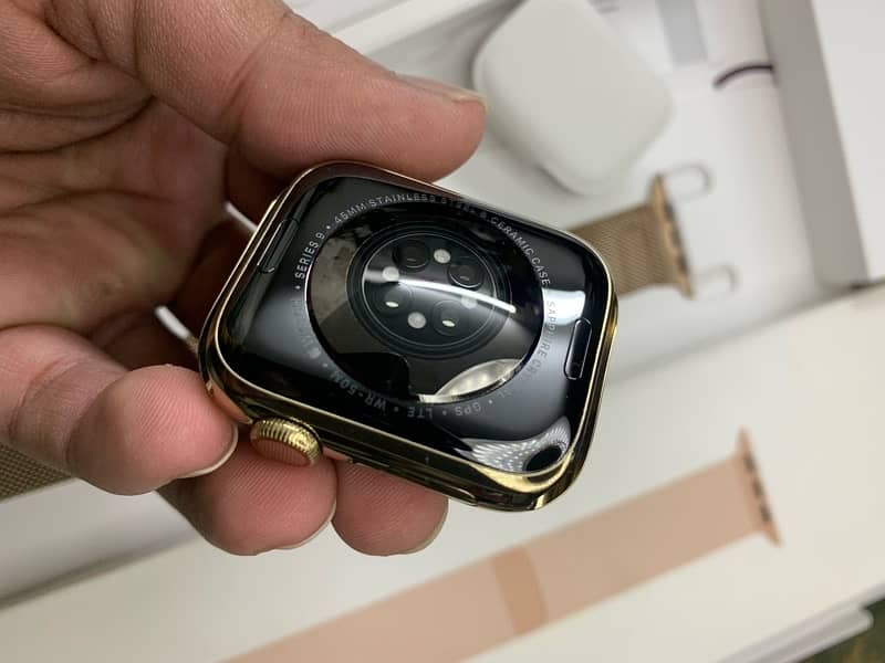 Apple watch Series 9 45MM Stainless steel GOLD 6