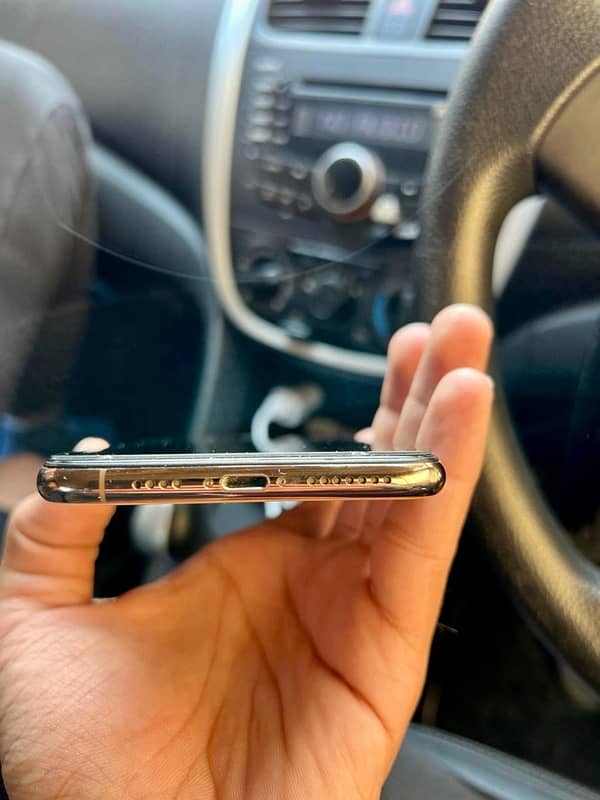 Iphone XS Max Dual Physical Varient non-pta 3