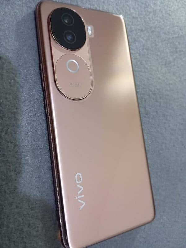 vivo v40e 5g  8gb 256gb 1