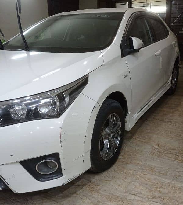 Toyota Corolla GLI 2015 Automatic 1