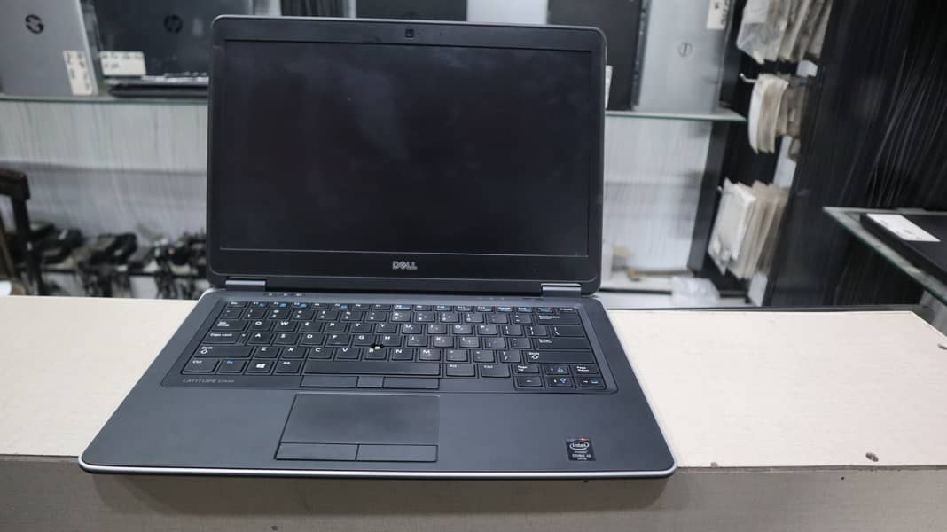 DELL E 7440 I7 SLIM 4TH GEN 3