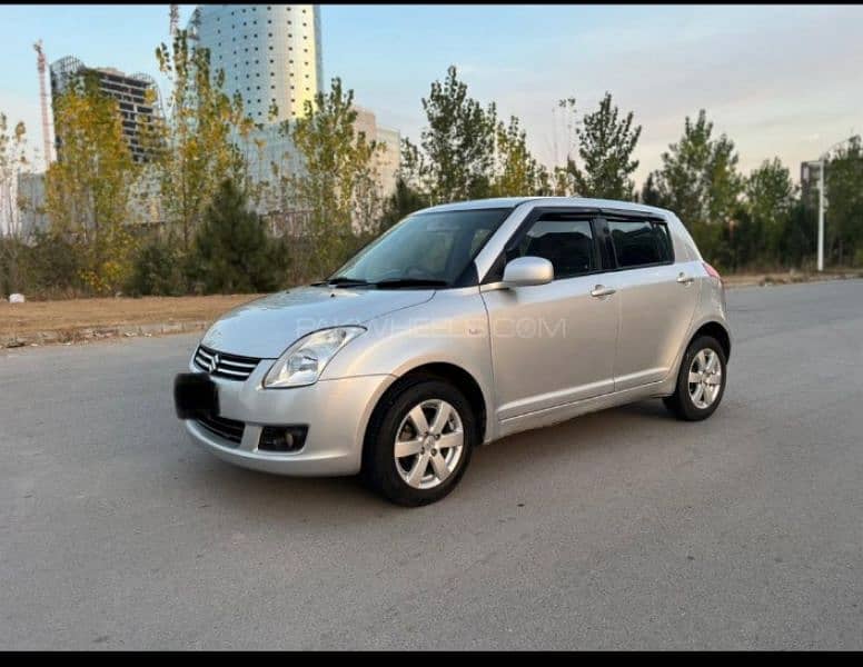 Suzuki Swift 2017 DLX 1.3 navigation 3