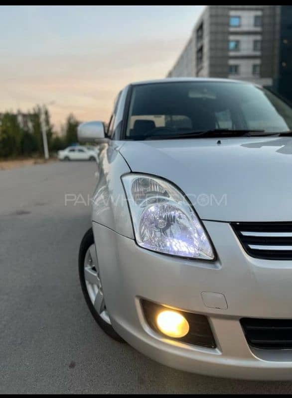 Suzuki Swift 2017 DLX 1.3 navigation 13