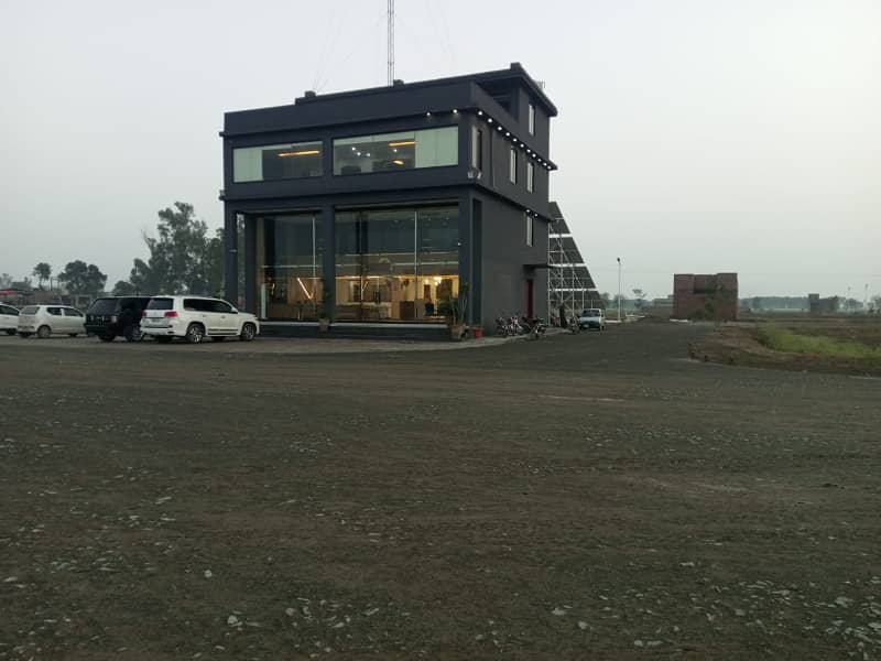 3 Marla Plot on Installments for Behtreen Investment Zam Zam City Lahore 0