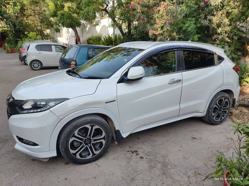 Honda Vezel 2016 1