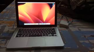 Macbook pro mid 2012 for sale. 8gb ram, 256 SSD and MAC OS Ventura.