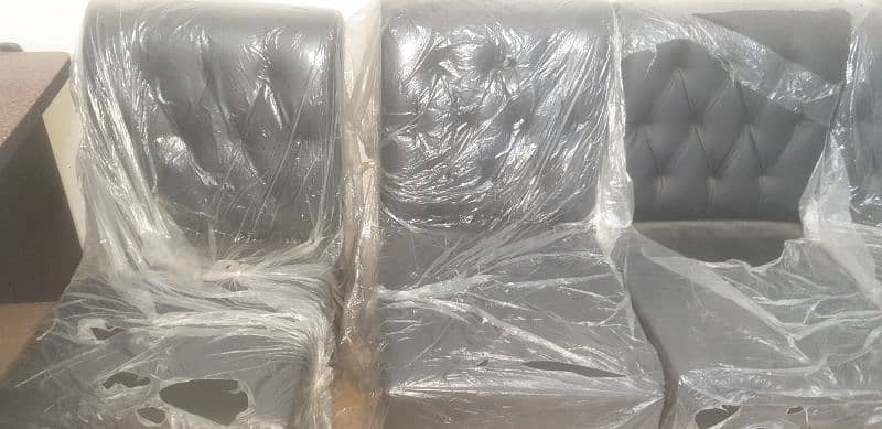 office sofas new condition for sale 1